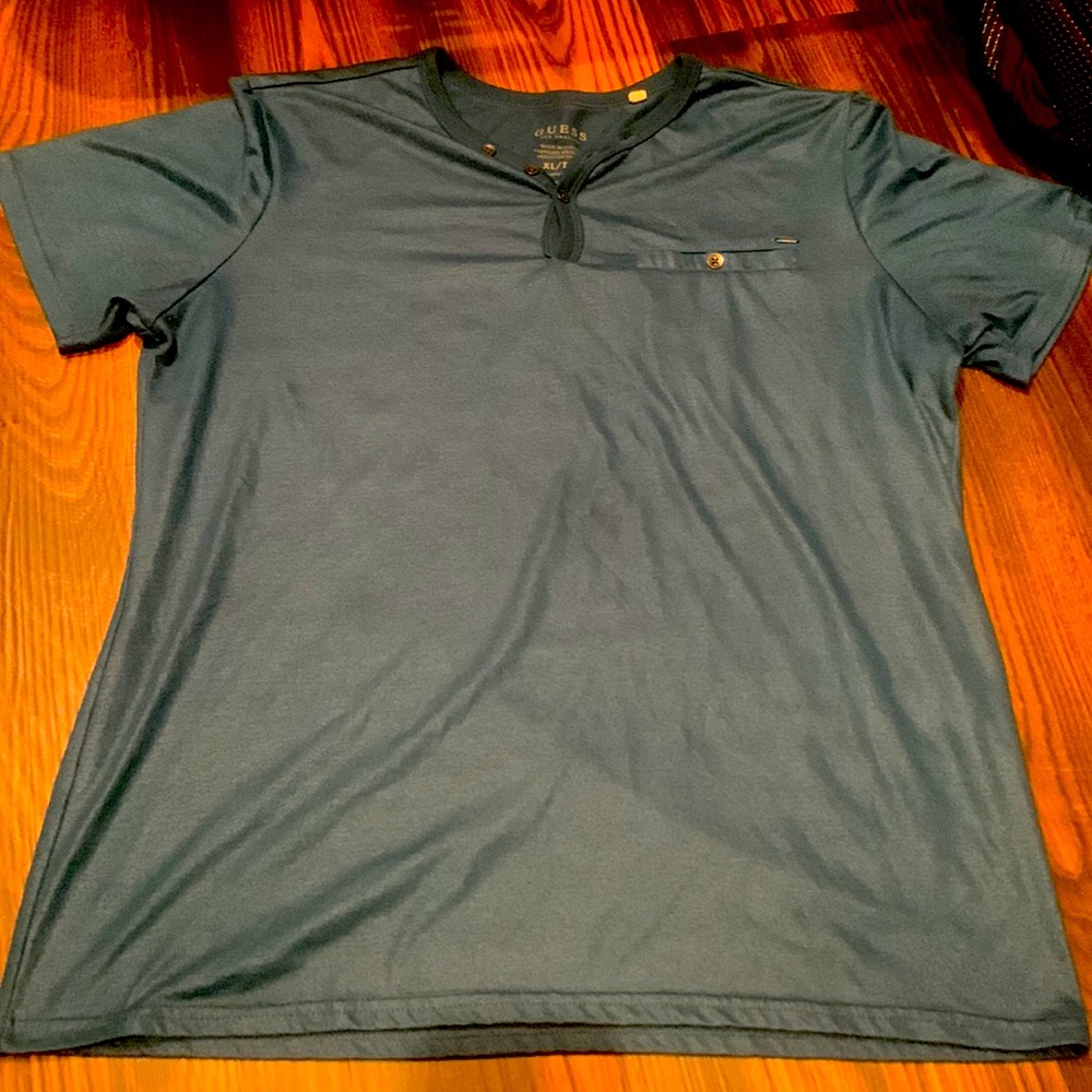 Guess vneck dress crew shortsleeve